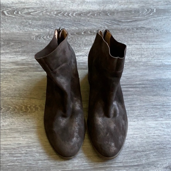 Lucky metallic leather booties - Picture 1 of 5